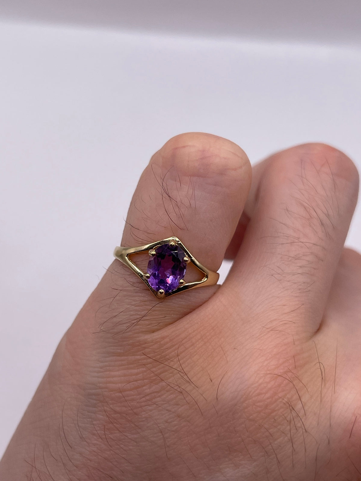9ct gold amethyst ring