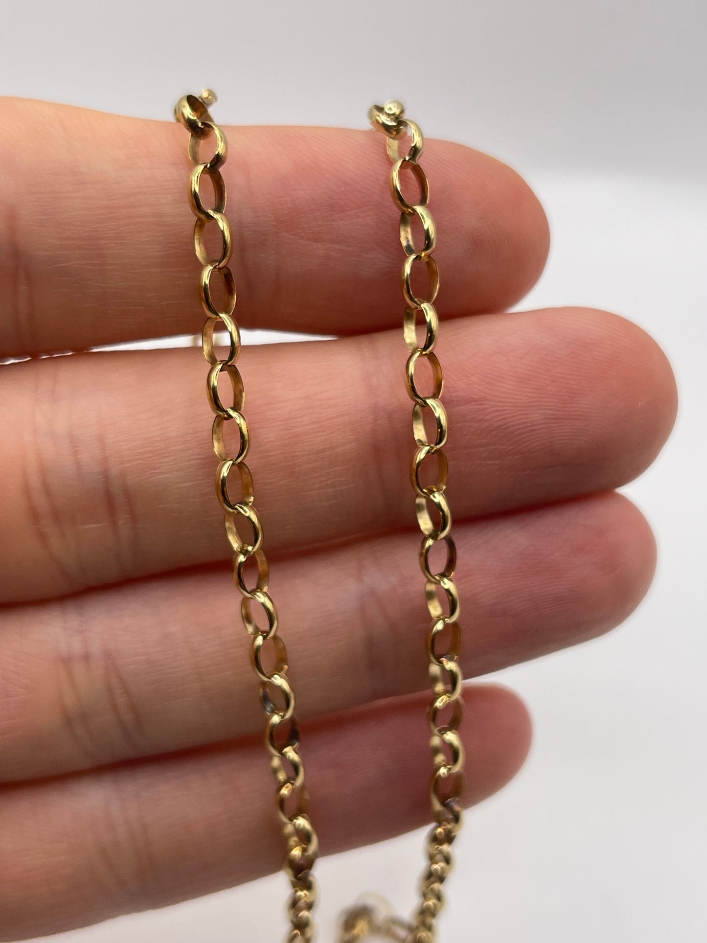 9ct gold chain 512