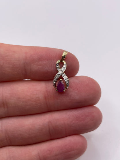 9ct gold ruby and diamond pendant