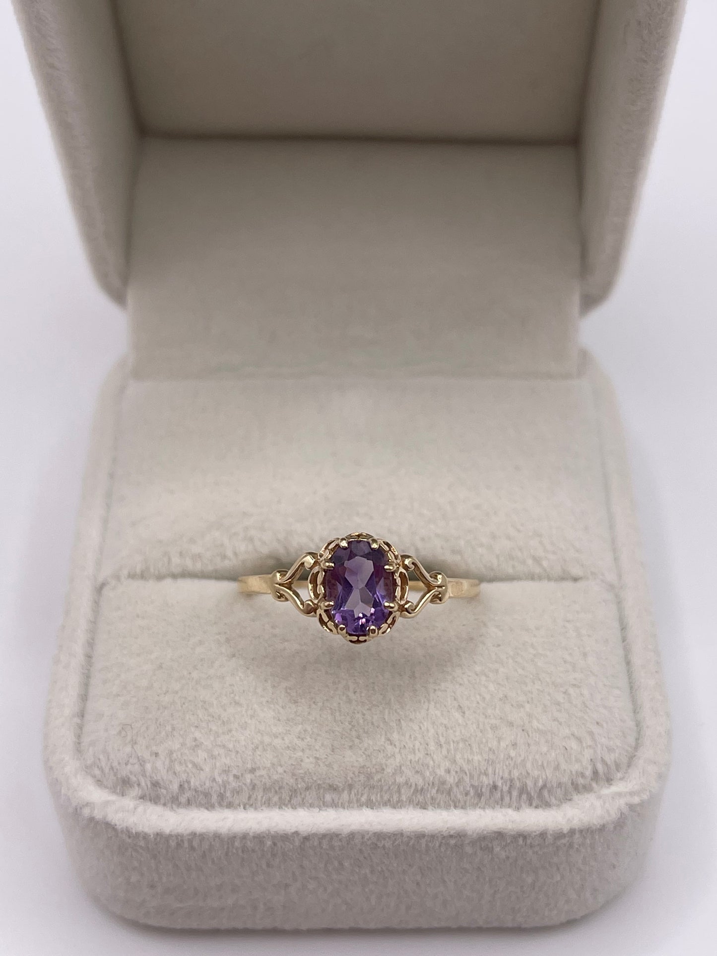 9ct gold amethyst ring