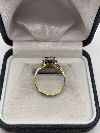 18ct gold sapphire and diamond ring