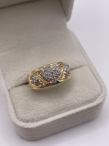 18ct gold diamond cluster ring