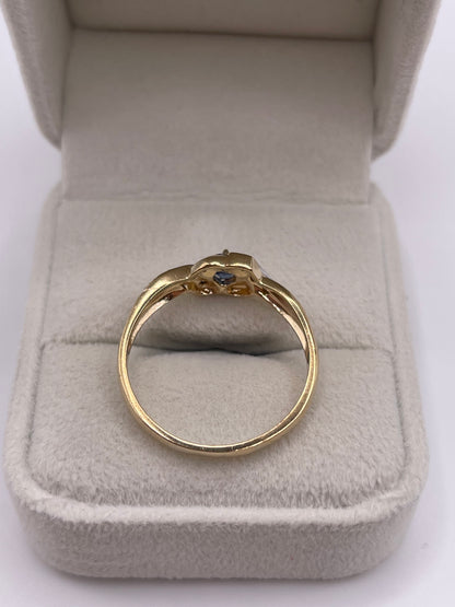 9ct gold sapphire and diamond ring