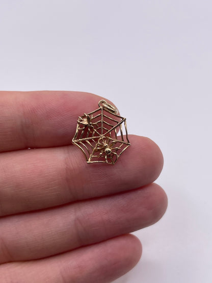 9ct gold spiders web charm