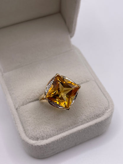 9ct gold citrine and diamond ring