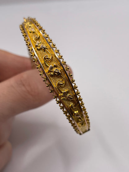 Antique 9ct two tone gold bangle