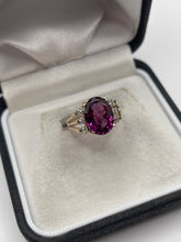 Load image into Gallery viewer, 9ct rose gold synthetic spinel and diamond ring
