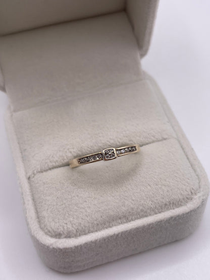 9ct gold diamond ring