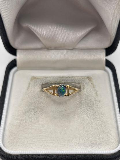 9ct gold black opal ring