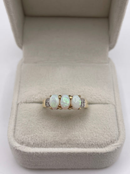 9ct gold opal and diamond ring