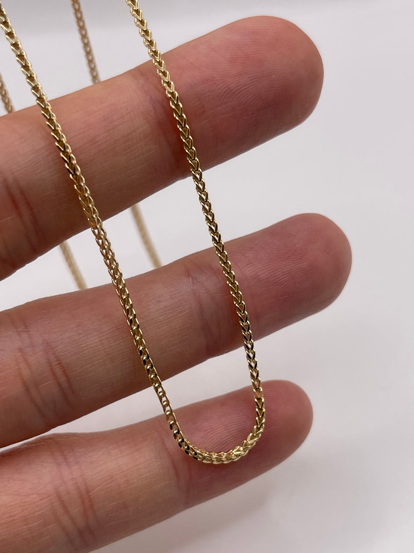 9ct gold chain 288