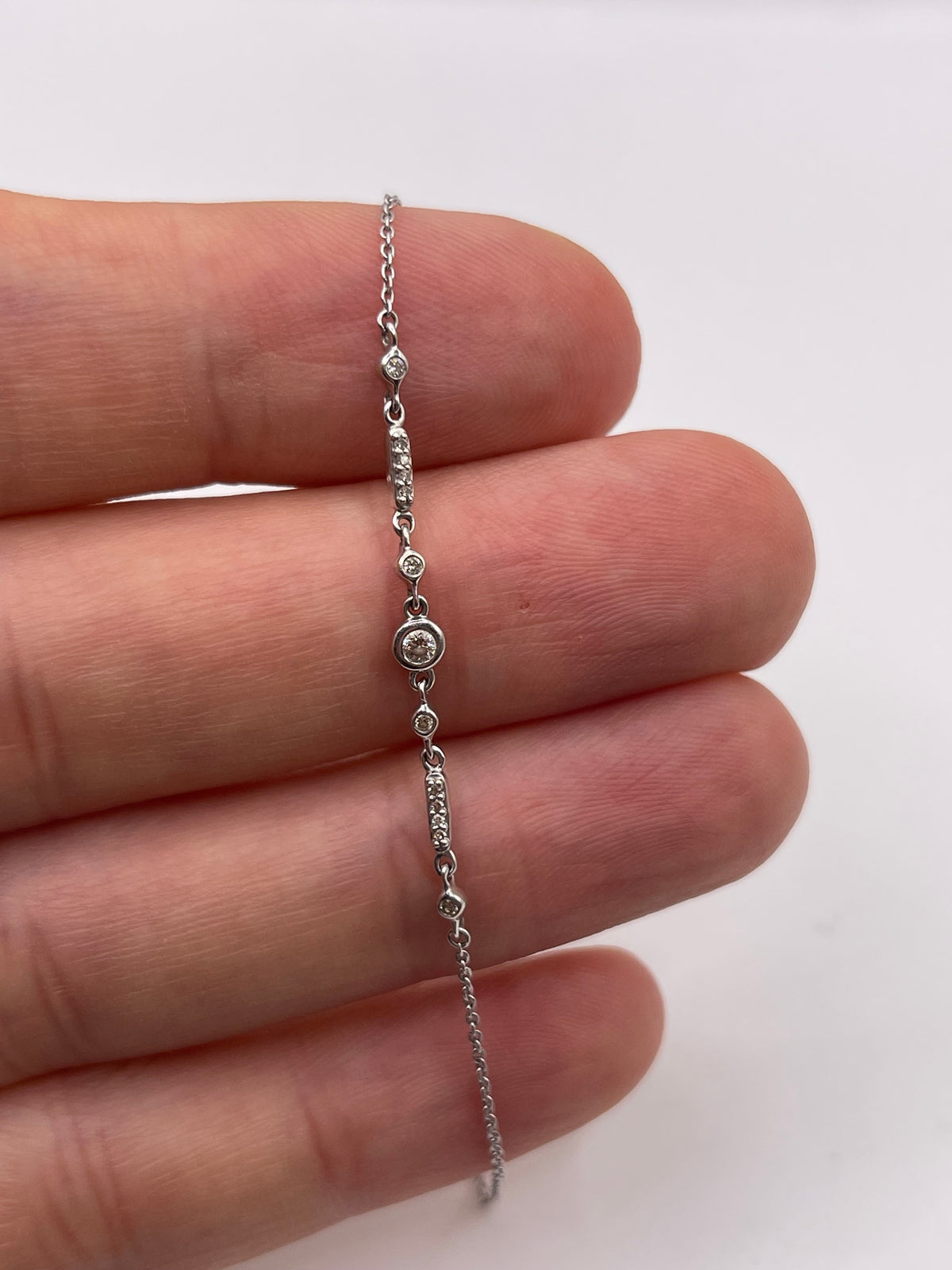 14ct white gold diamond bracelet
