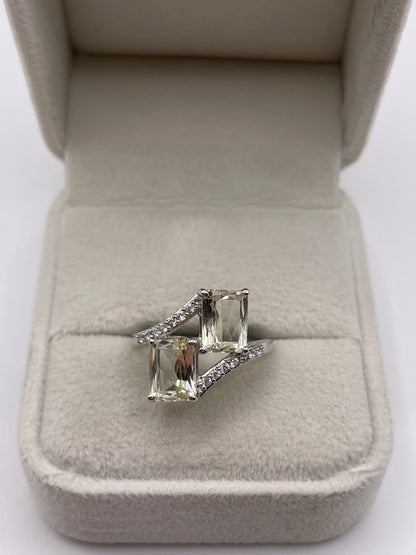 9ct white gold quartz and zircon ring