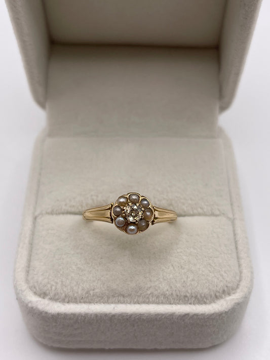 15ct gold pearl and diamond ring