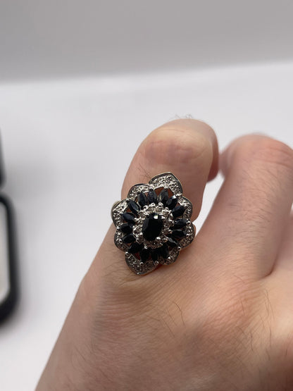 9ct gold sapphire and diamond cluster ring
