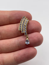 Load image into Gallery viewer, 9ct gold tanzanite pendant

