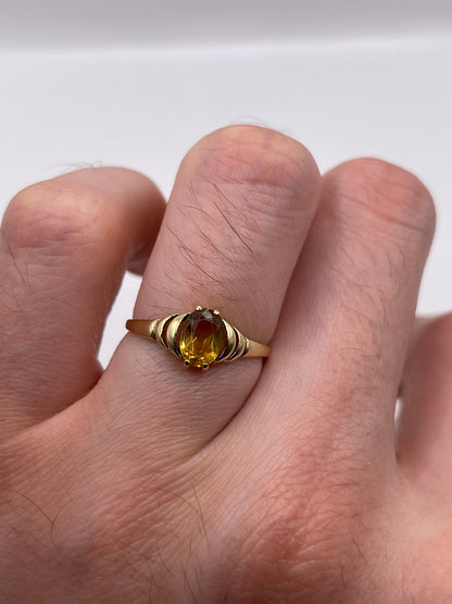 9ct gold citrine ring