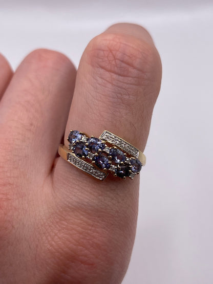 9ct gold tanzanite and diamond ring