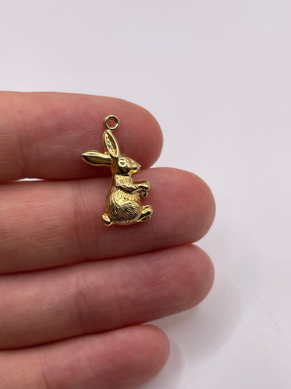 9ct gold rabbit charm