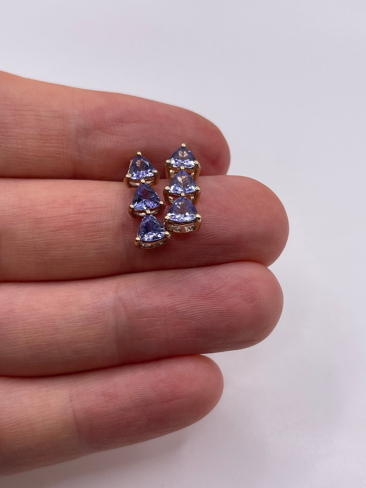 9ct gold tanzanite earrings