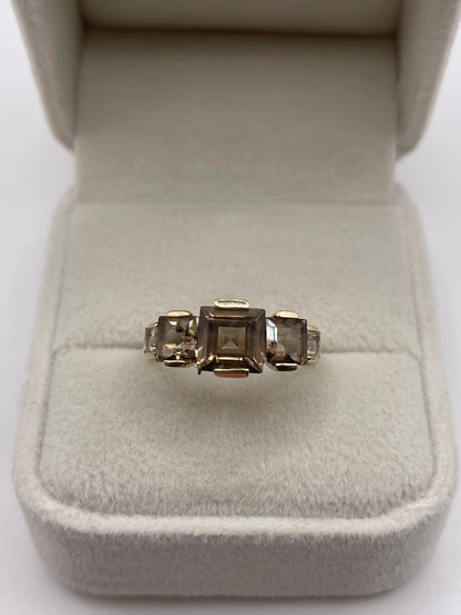 9ct gold Smokey quartz and zircon ring