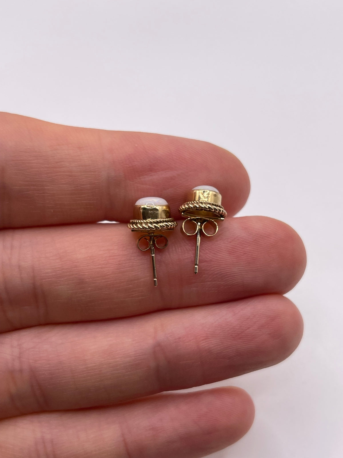 9ct gold opal earrings