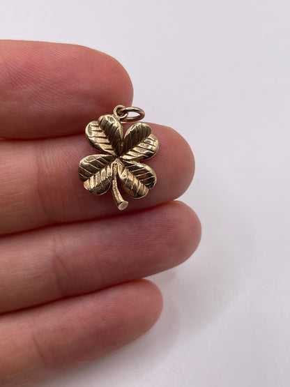 9ct gold 4 leaf clover charm