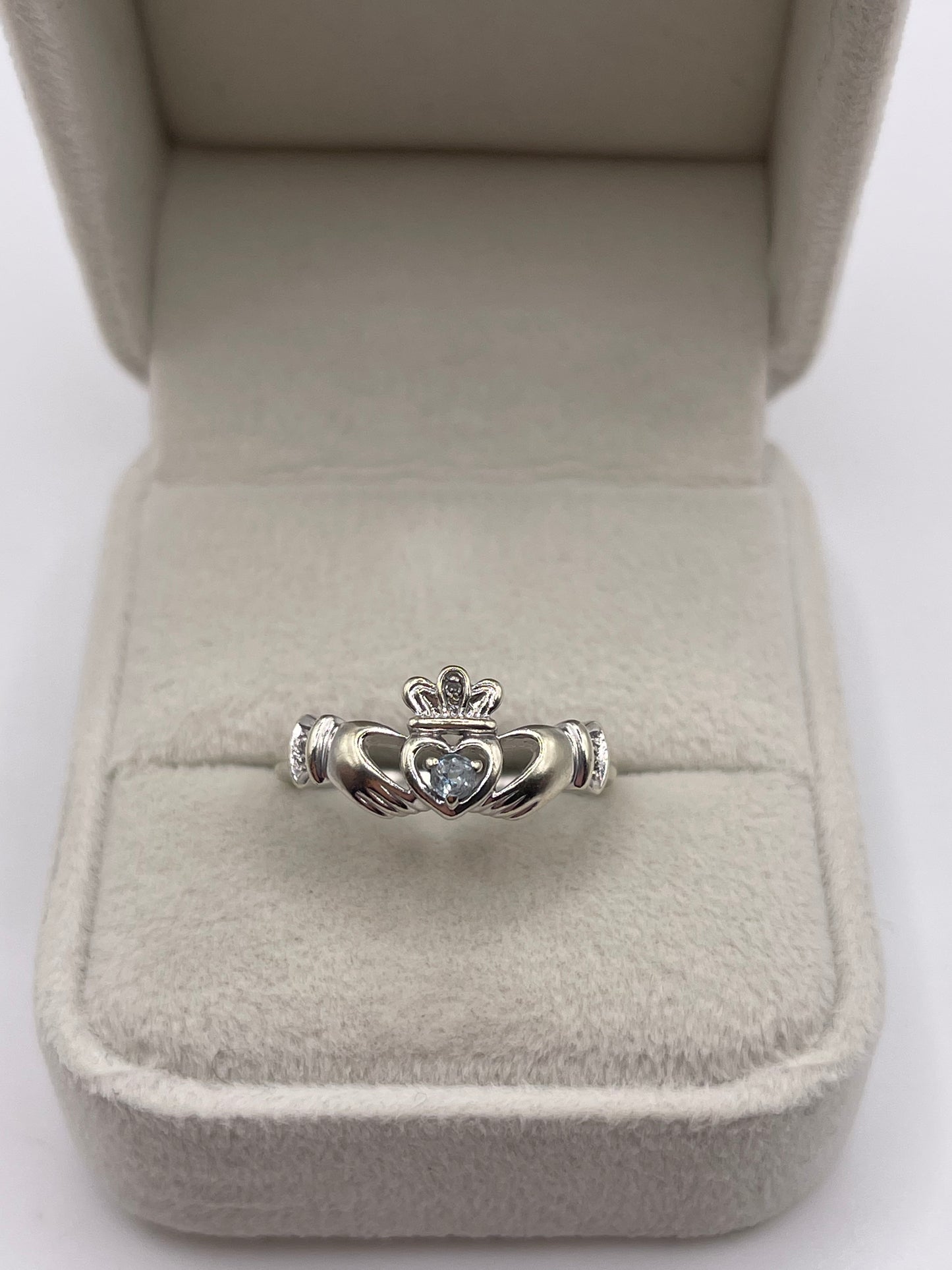 9ct white gold aquamarine and diamond claddagh ring