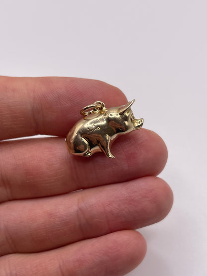 9ct gold pig charm