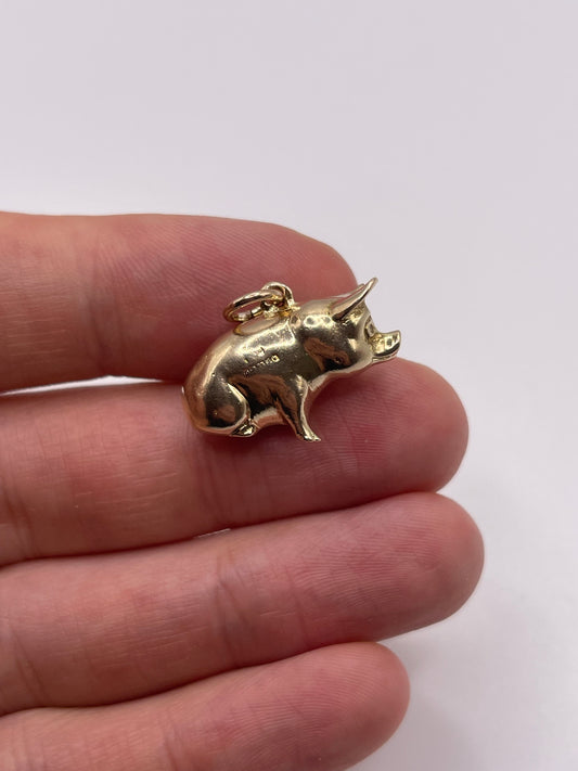 9ct gold pig charm