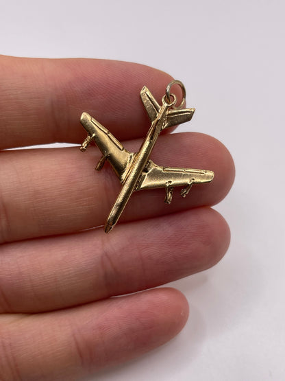 9ct gold aeroplane charm
