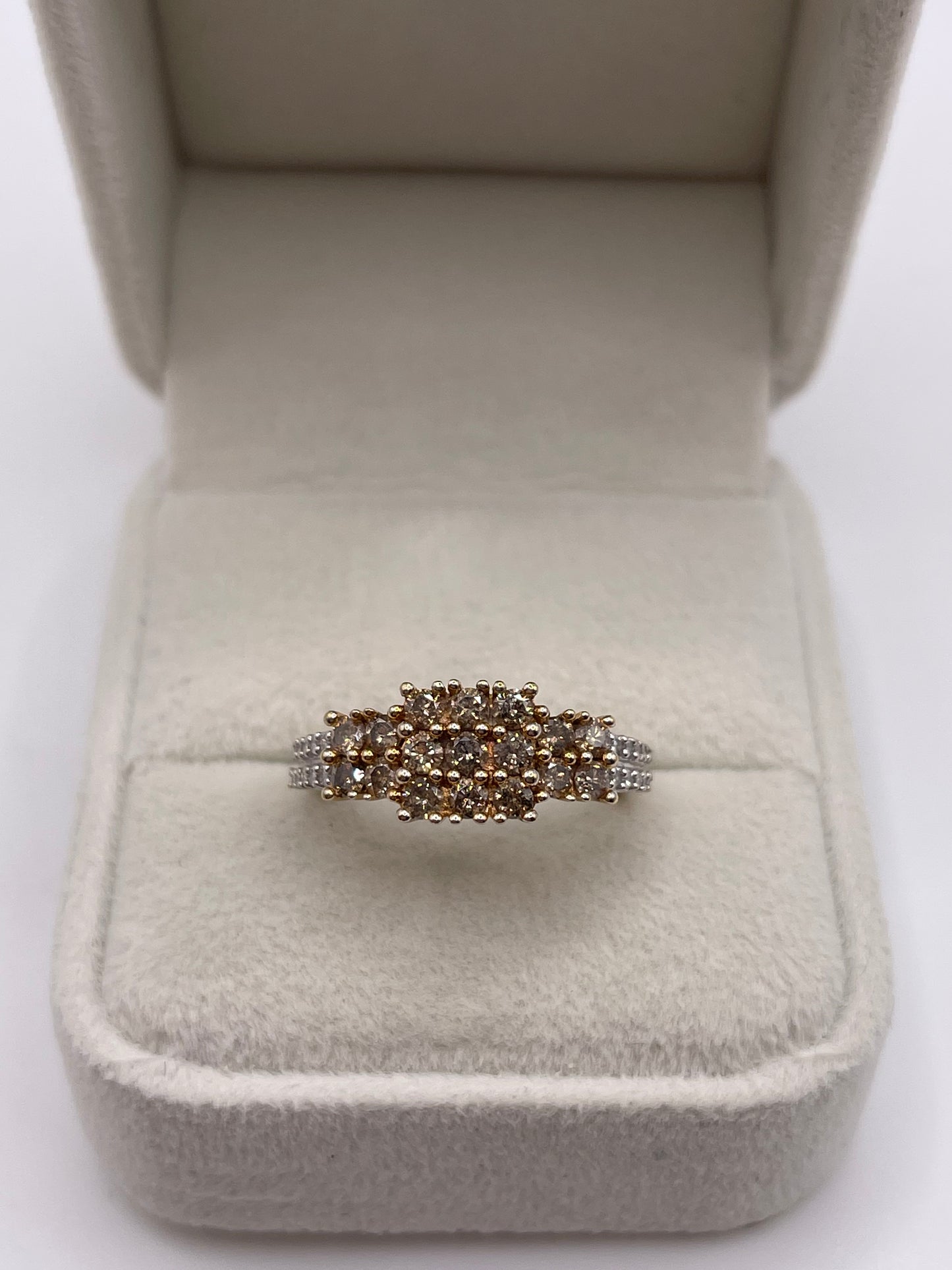 9ct gold diamond cluster ring