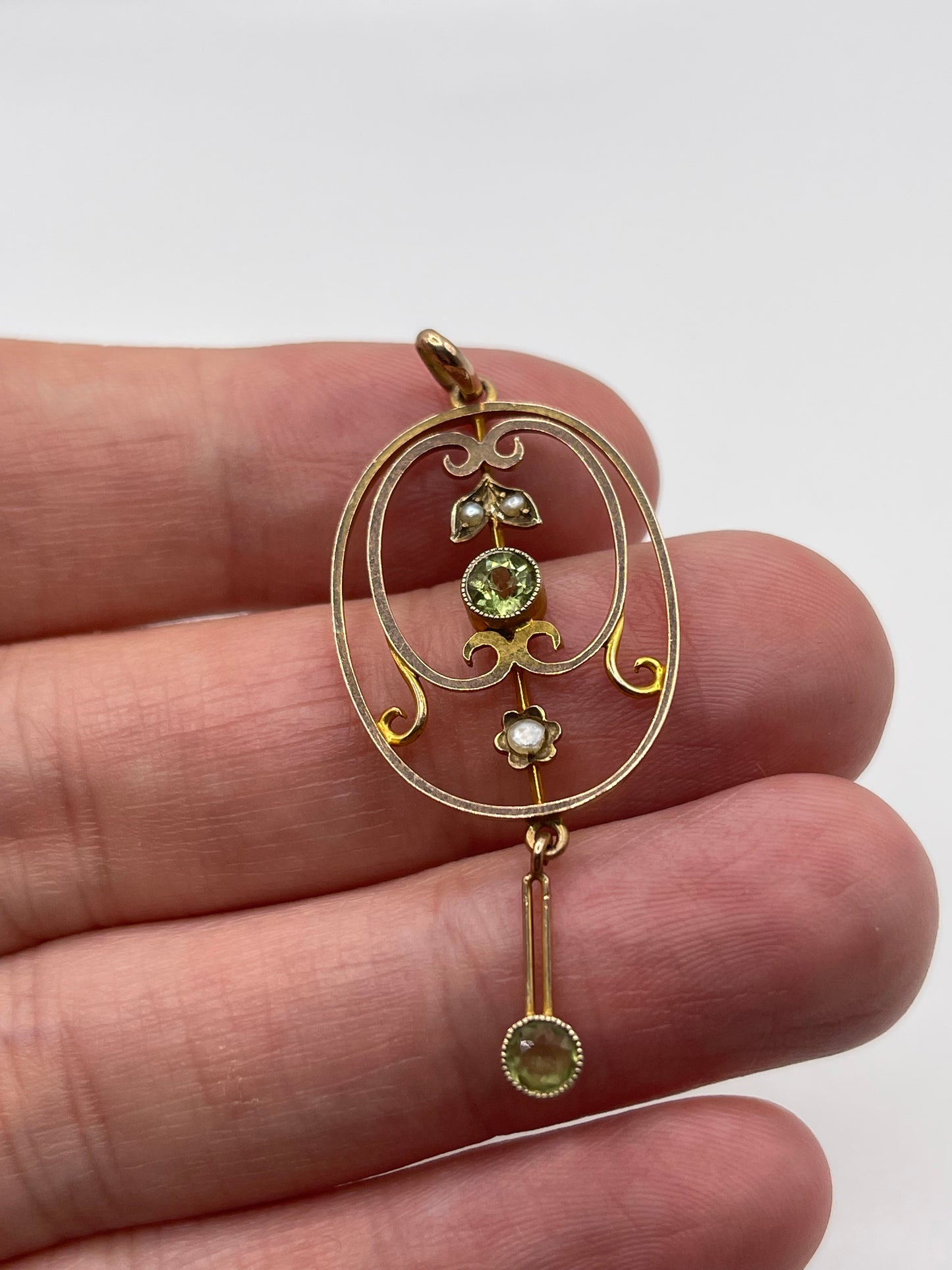Antique 9ct gold peridot and pearl pendant