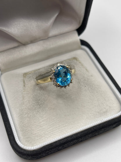 9ct gold topaz and diamond ring