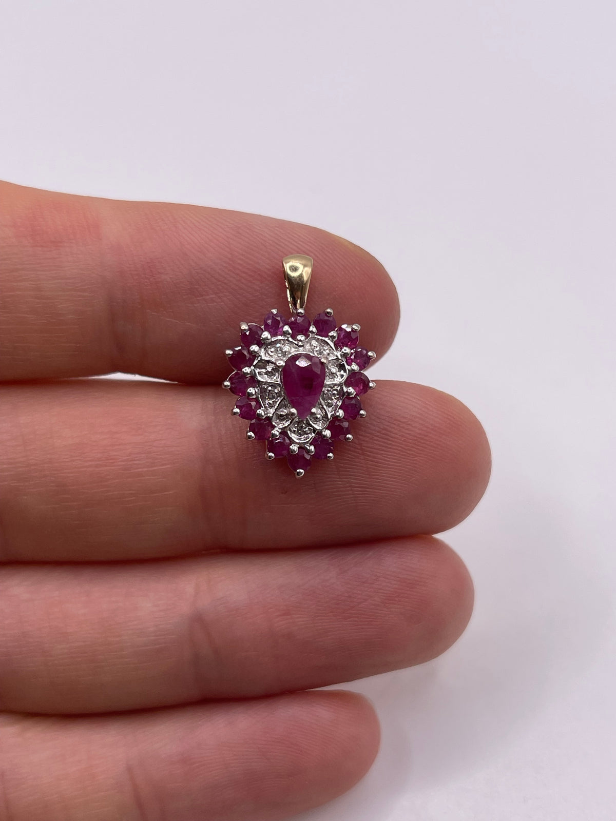 9ct gold ruby and diamond heart pendant