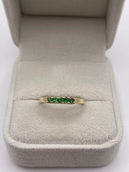 9ct gold tsavorite garnet ring