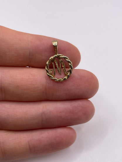 9ct gold initial M pendant