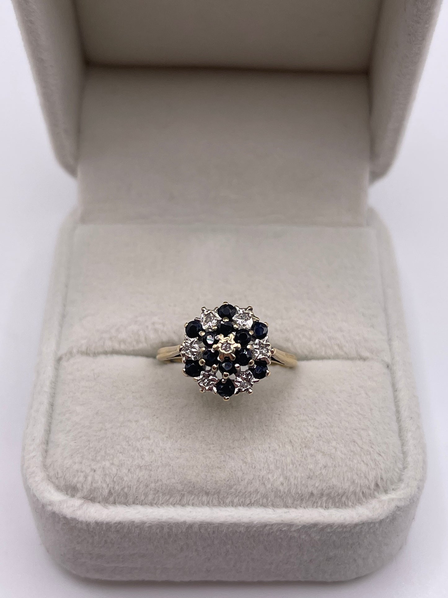 9ct gold sapphire and diamond ring