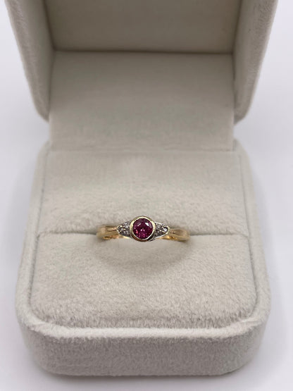 9ct gold ruby and diamond ring