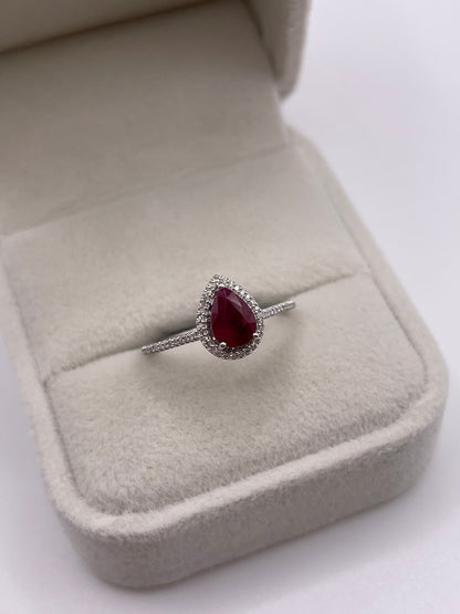 9ct white gold ruby and diamond ring