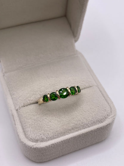 9ct gold diopside ring