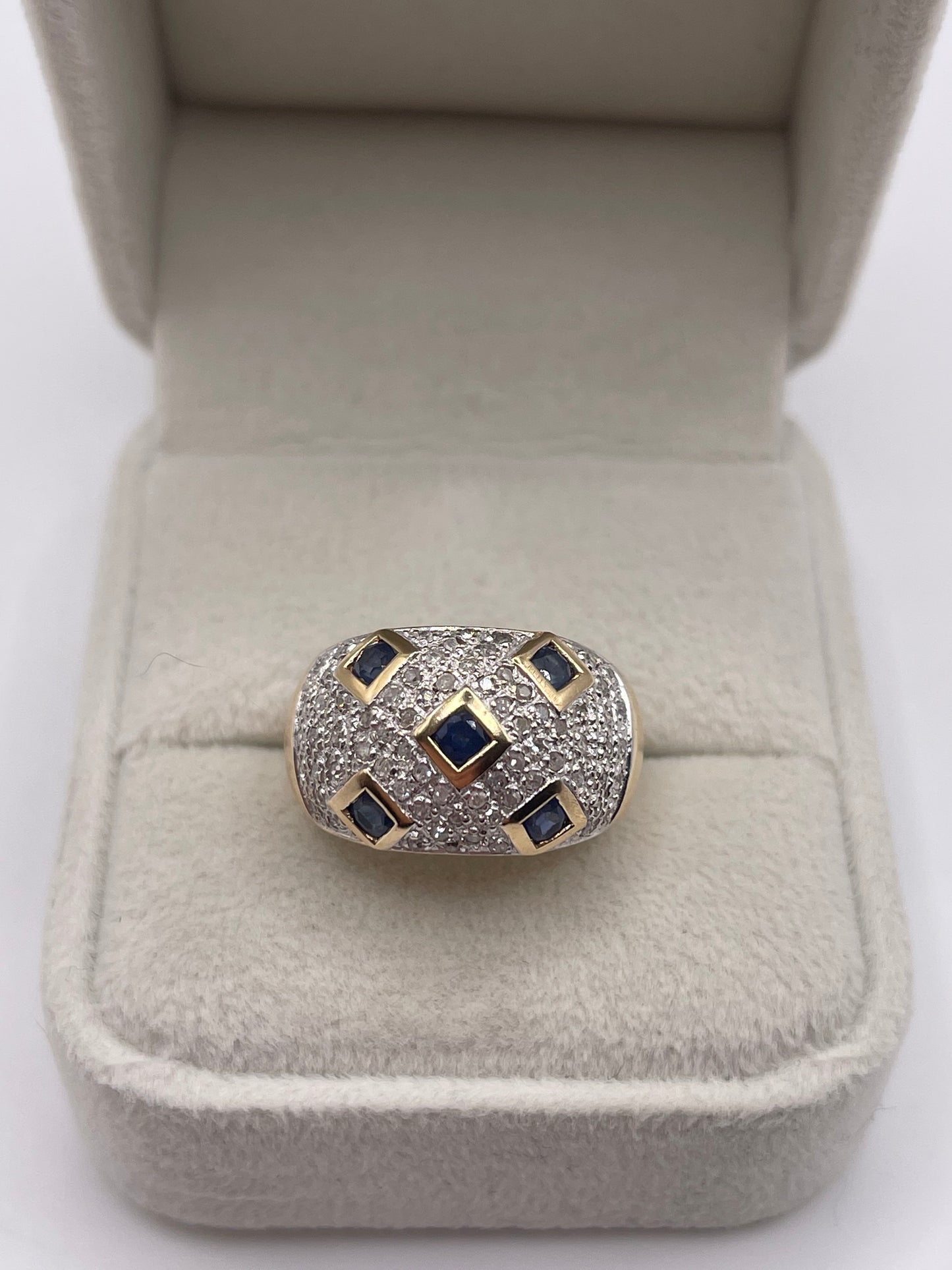 9ct gold sapphire and diamond cluster ring