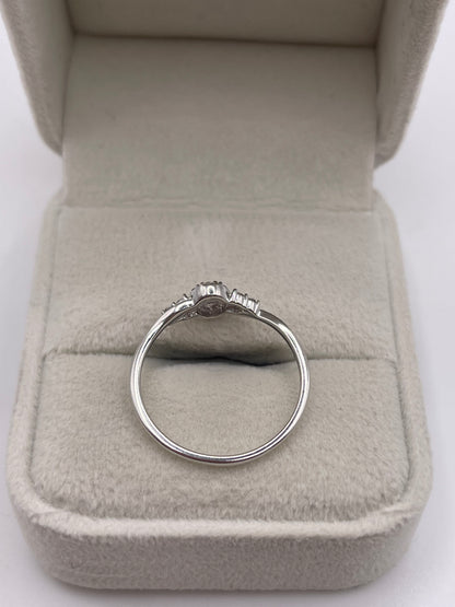 9ct white gold diamond cluster ring