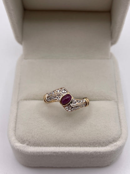 9ct gold cabochon ruby and zircon ring