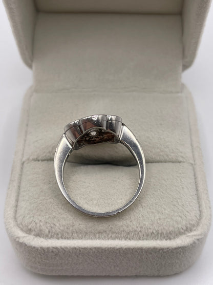 Platinum diamond cluster ring