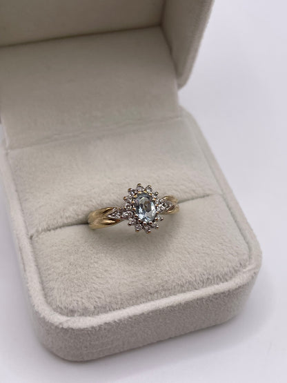 9ct gold aquamarine and diamond ring
