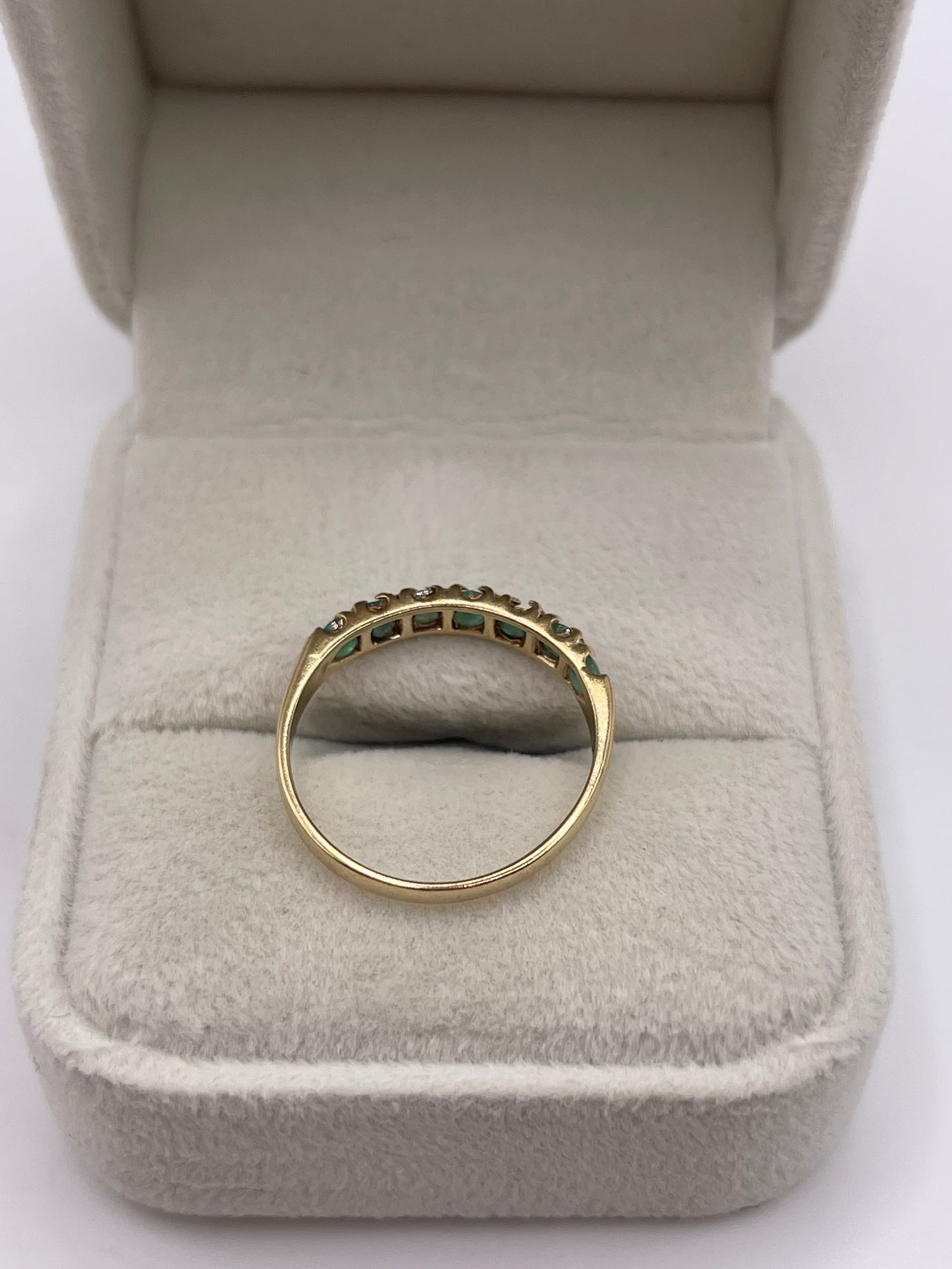 9ct gold emerald ring