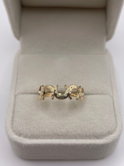 9ct gold horseshoe ring