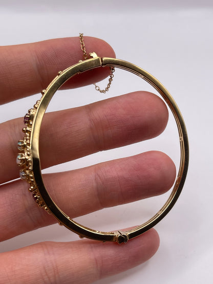 9ct gold ruby and opal bangle