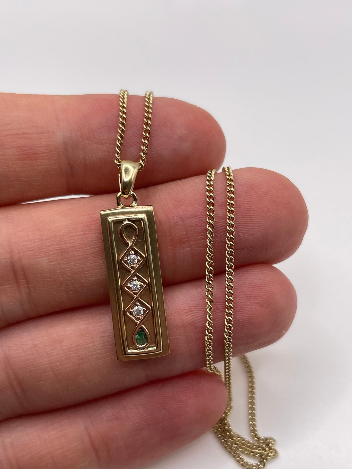 Clogau 9ct gold emerald and diamond necklace